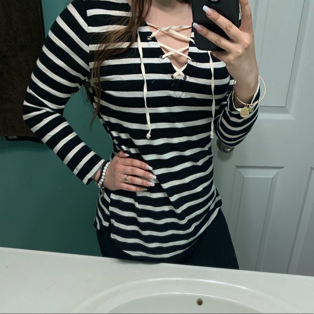 Ladies Old Navy Shirt M.